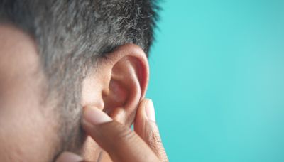 ¿Por qué a veces escuchamos los latidos del corazón en el oído?
