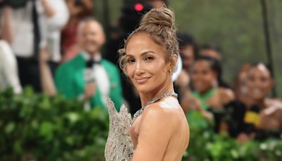 Jennifer Lopez has cancelled her tour: 'I feel devastated to let you down...'