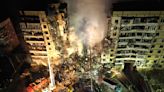 Edificio en Ucrania sufre el peor ataque civil en meses