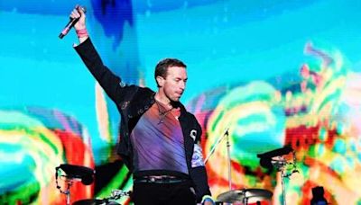 Coldplay perform Luton Town tribute at Big Weekend
