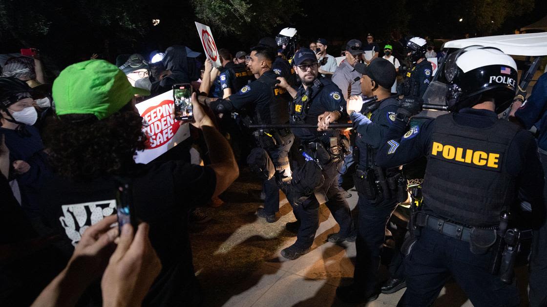 Pro-Palestinian protesters clash with police at University of Arizona