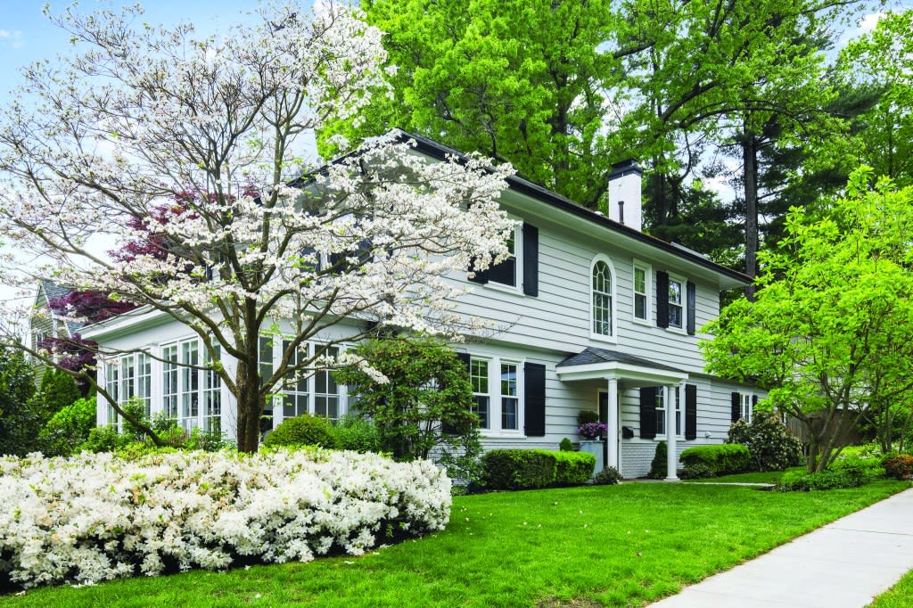 Property of the week: Classic center hall colonial in a ‘unique’ CT neighborhood
