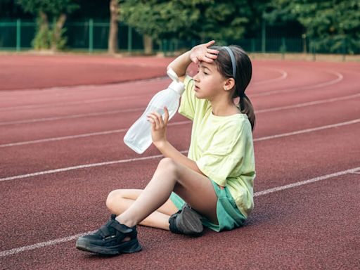 健康網》小孩喝運動飲料補水？ 「2情況」才要 否則害蛀牙又胖 - 自由健康網