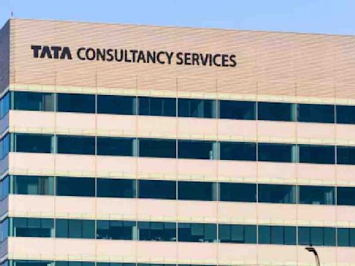 TCS shares climb over 3% after earnings announcement; market valuation jumps Rs 40,360 crore