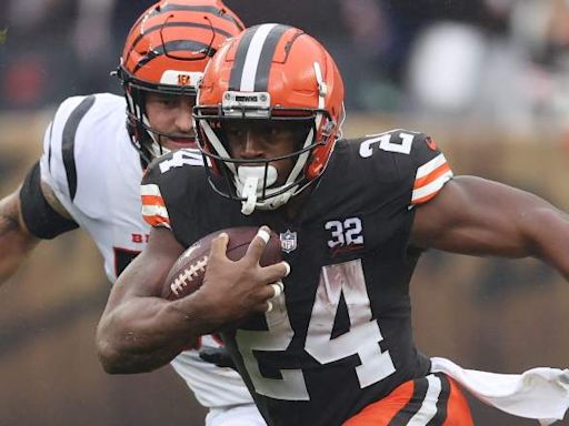 Viral Clip of Browns RB Nick Chubb Revs Up Speculation on Future