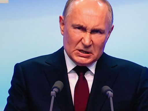 'Extraordinarily reckless' Putin is 'deadly serious about confronting West'