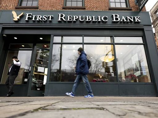 美國共和第一銀行宣告倒閉 旗下32間分行被接管 - 自由財經