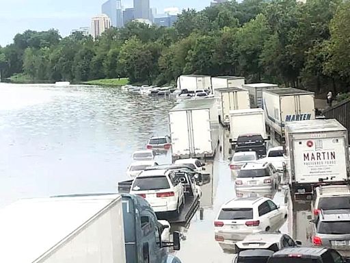 Tropical storm warning issued as Texas braces for flash flooding