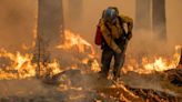 Una histórica comunidad minera es arrasada mientras Park Fire y otros incendios forestales masivos arrasan en el oeste de los Estados Unidos