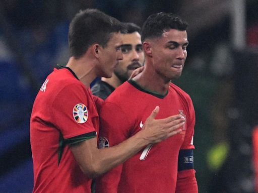 Cristiano Ronaldo se quebró y no paraba de llorar, luego de fallar un penal para Portugal en la Eurocopa