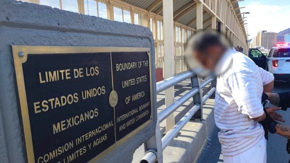 US murder suspect arrested on El Paso-Juárez border bridge after caught in Mexico