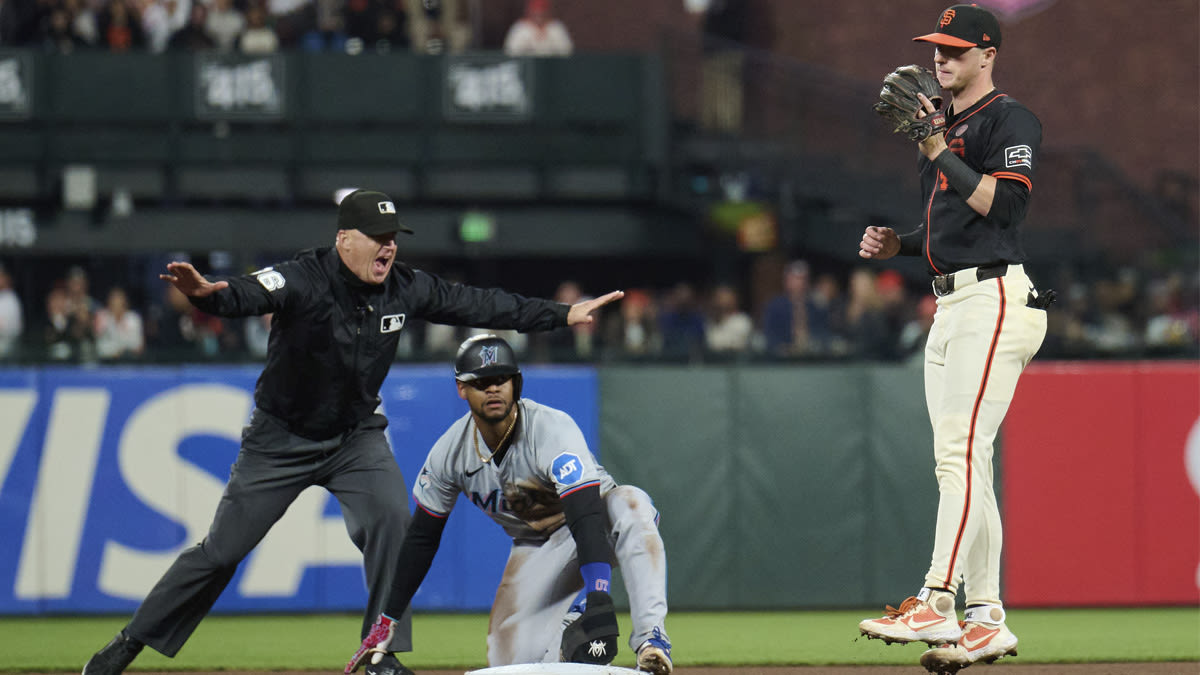 Giants irate over ‘terrible' obstruction call in loss to Marlins