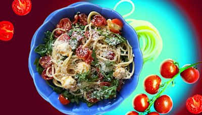 A Tomato and Mozzarella Pasta Recipe That Celebrates Summer Produce