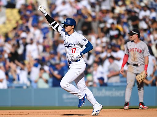 Shohei Ohtani nearly hits home run out of Dodger Stadium against Boston Red Sox