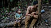 Con el fango hasta el cuello, ataques de pánico y cadáveres a la vista: el calvario al cruzar una selva mortal para llegar a EEUU