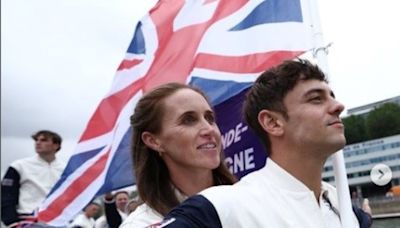 Tom Daley lo hizo de nuevo: recreó la escena más famosa de "Titanic" en medio de la ceremonia inaugural de los Juegos Olímpicos de París 2024