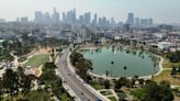 'It's bold': L.A. moves to close Wilshire Boulevard through MacArthur Park