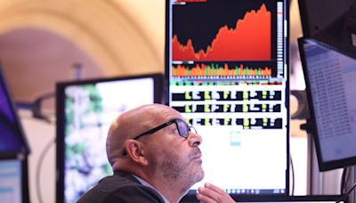 Stock market today: Dow, S&P 500 slip as inflation, jobs data cloud Fed rate-cut picture