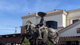 Los Ángeles erige una estatua de 3,7 metros en honor a Vicente Fernández