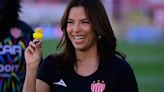 Eva Longoria asiste al partido entre Necaxa y Rayados en Aguascalientes