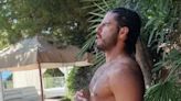 Maxi Iglesias causa furor con su última foto en bañador: ¿se trata de un descuido?