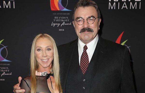 Tom Selleck’s Wedding Almost Got Derailed After They Forgot the Marriage License — How the Minister Saved the Day (Exclusive)