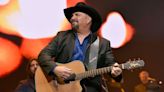 Garth Brooks will offer ‘every brand of beer’ at his new bar, and doesn’t care what anyone thinks