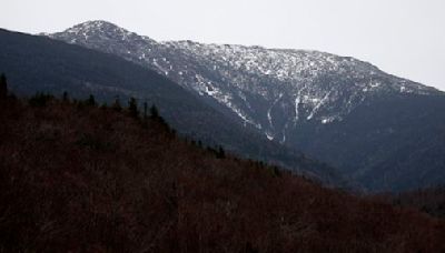 Hiker with ‘severely broken leg’ airlifted by Black Hawk helicopter from N.H. White Mountains - The Boston Globe