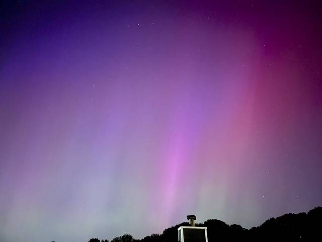 Northern lights' colorful display dazzles skygazers in Western Pennsylvania