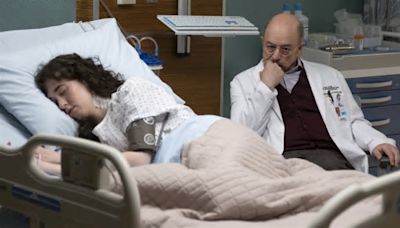 ‘The Good Doctor’: Richard Schiff’s Real-Life Daughter Ruby Kelley Guest Stars (PHOTOS)