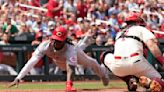 De La Cruz, Abbott spark Reds over Cardinals 8-4