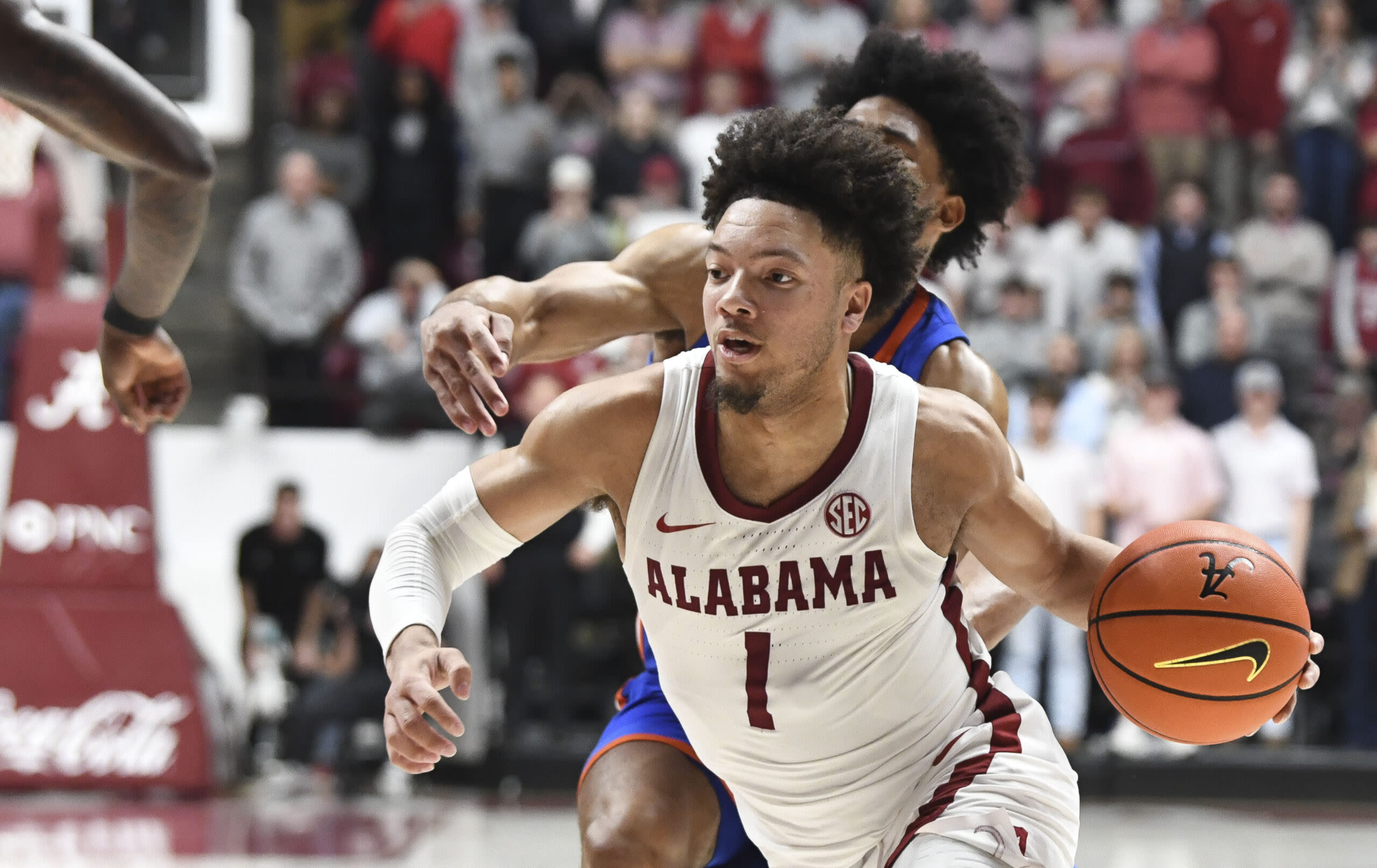 All-American Mark Sears will return to Alabama after withdrawing from NBA draft