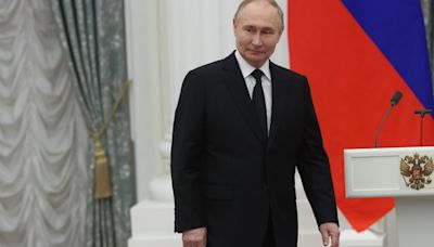 Putin Now Secretly Wears Body Armor at Public Events, Report Says