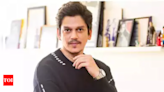 Vijay Varma opens up on shooting intimate scenes for Mirzapur | Hindi Movie News - Times of India