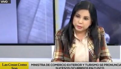 Ministra de Comercio Exterior y Turismo niega haber tirado micrófono de periodista en Cusco