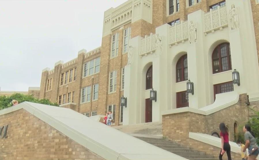 National Park Service grants $749,000-plus grant to Central High to preserve African American Civil Rights history