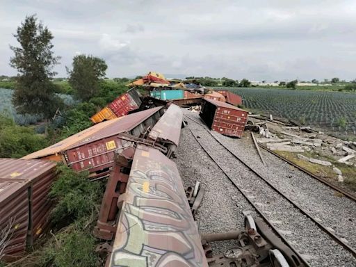 Se descarrila tren cerca de la Guadalajara-Morelia; reportan rapiña