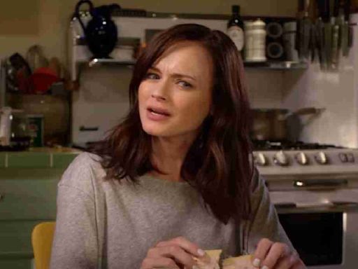Gilmore Girls Season 8: Why Was It Canceled? Here's What Went Wrong