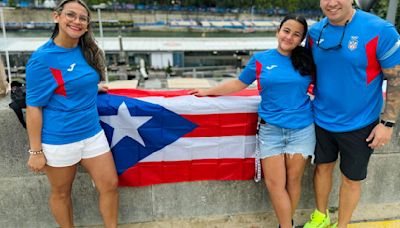 Boricuas llegan hasta París para apoyar a Puerto Rico en los Juegos Olímpicos