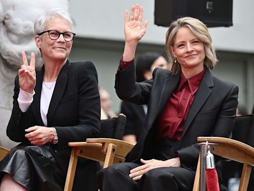 Jamie Lee Curtis Shows Support for Jodie Foster at Walk of Fame Ceremony, Plus Jennifer Lopez and More