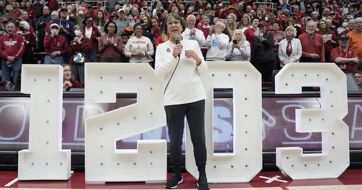 Stanford christens "Tara VanDerveer Court" at Maples Pavilion