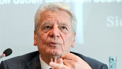 Gauck hält Laudatio auf Nawalny in Dresden