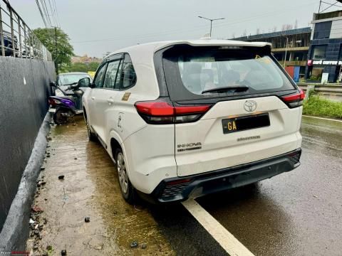 Toyota Innova Hycross hybrid owner tries out the base variant | Team-BHP