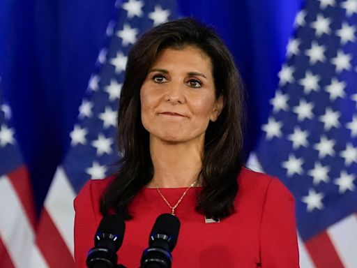 Donald Trump no considera a Nikki Haley para la vicepresidencia - La Opinión