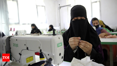 Taliban reduces government salaries of Afghan women - Times of India