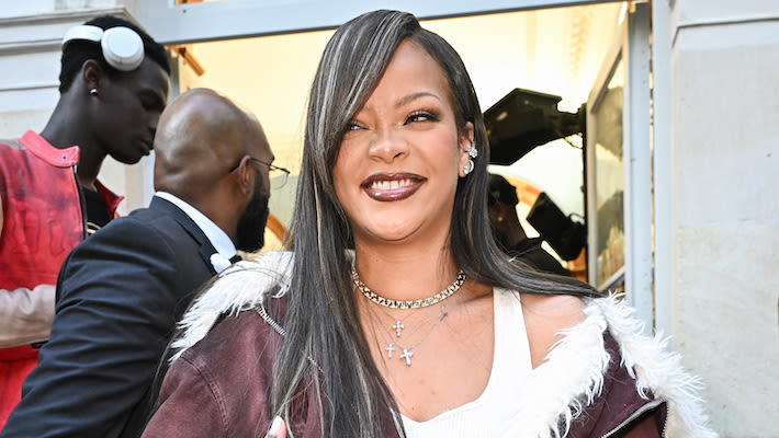 There’s A New Rumor About Rihanna’s Album ’On The Cusp’ Of Releasing