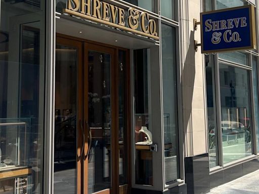 Shreve closing SF flagship store