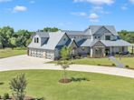 9225 Farmhouse Ln, Arcadia OK 73007