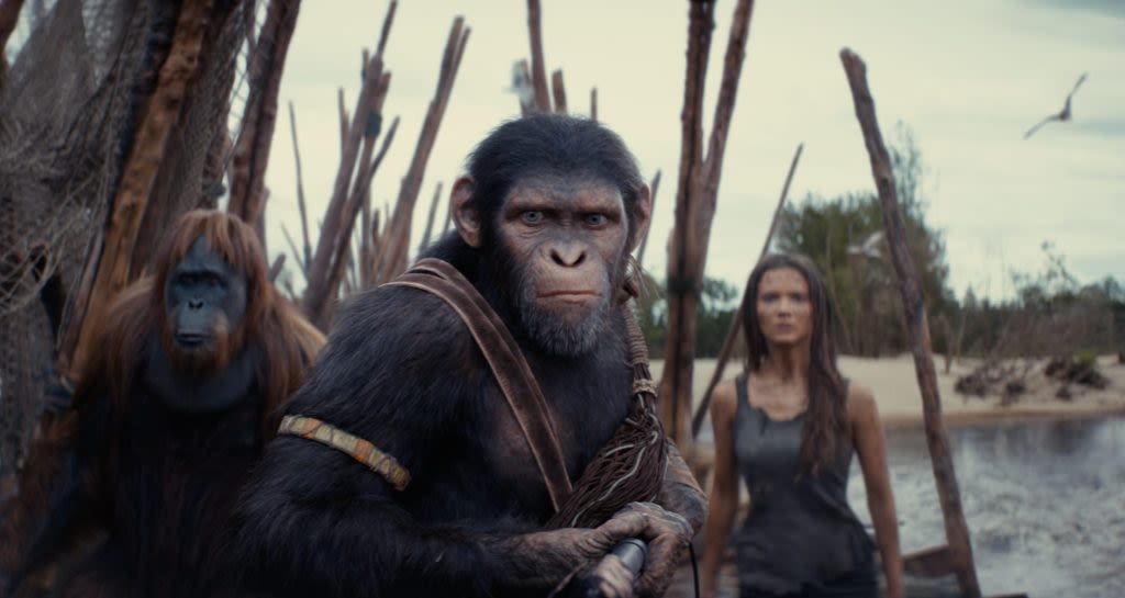 ‘Kingdom of the Planet of the Apes’ review: Simian, begin again