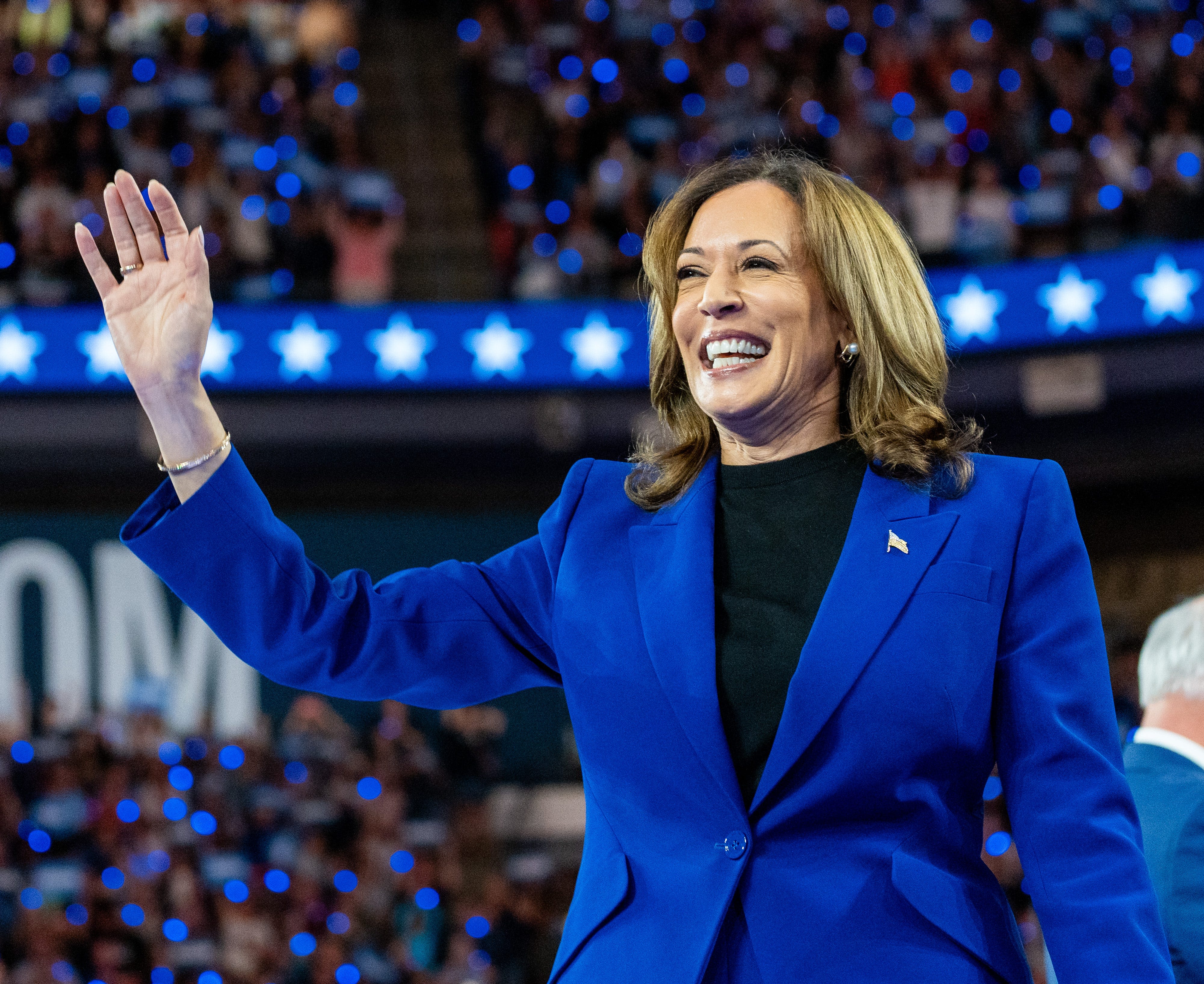 Kamala Harris to make 'blue wall' campaign stop in Wisconsin next week